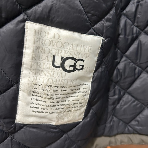 Ugg Bernice parka NWT olive green black interior & black fur on hood - Picture 6 of 16